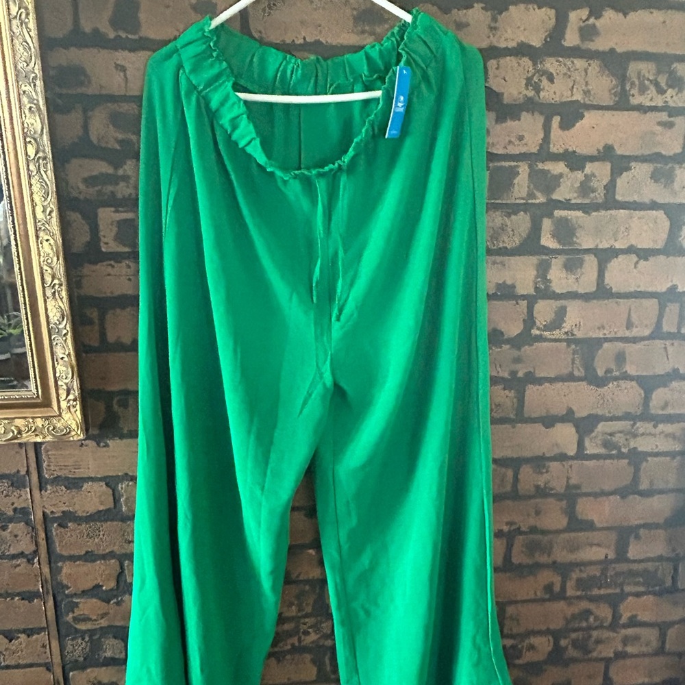 Cupshe Green Ruffle Pants - Picture 2 of 6